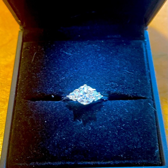 Elegant Sterling Silver Moissanite Engagement Ring - Picture 1 of 3